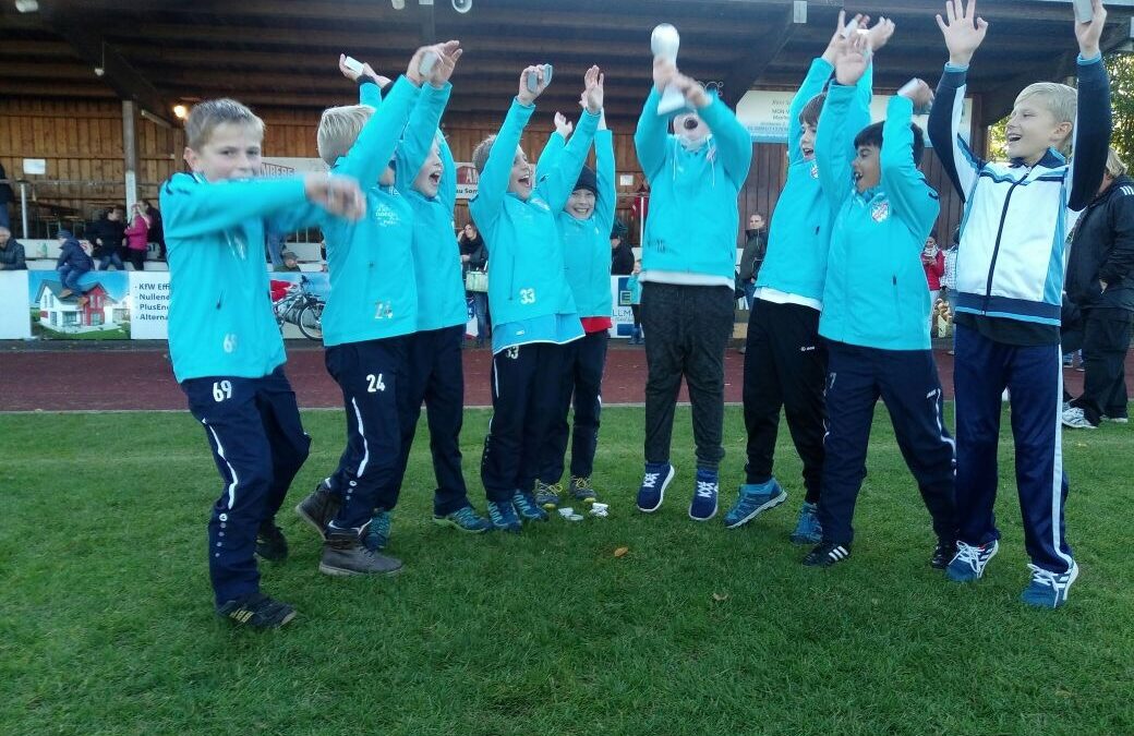 E1 mit Turniersieg in Fuchstal und Schützenfest im Punktspiel!