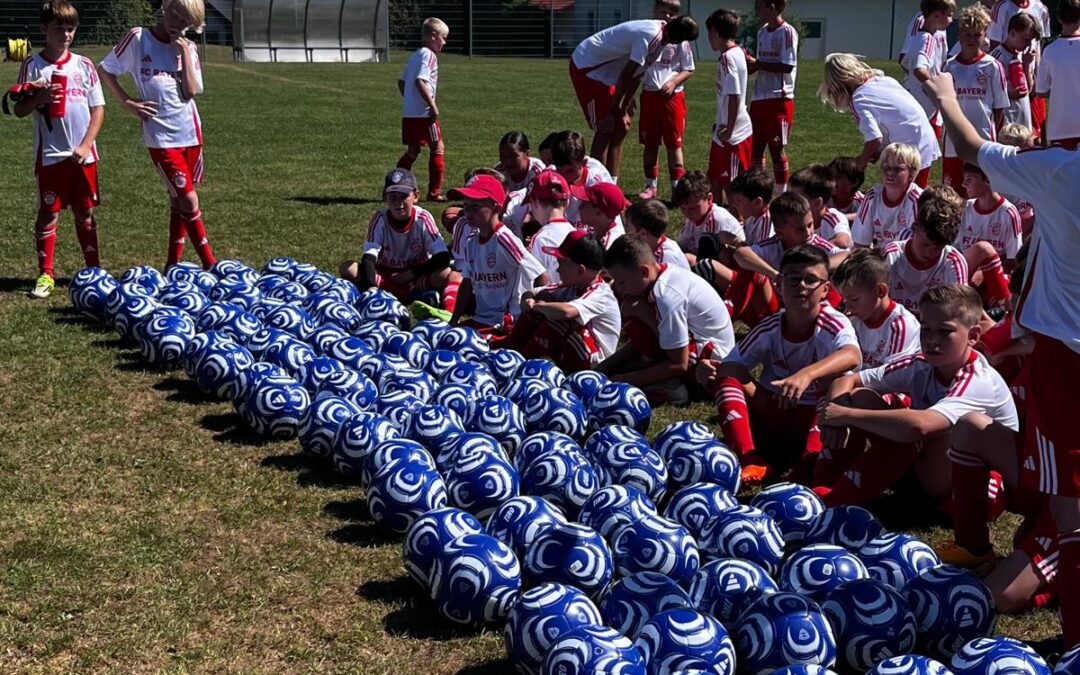 Fünf Tage Fußball pur: FC Bayern Campus Training bei der FA Peiting